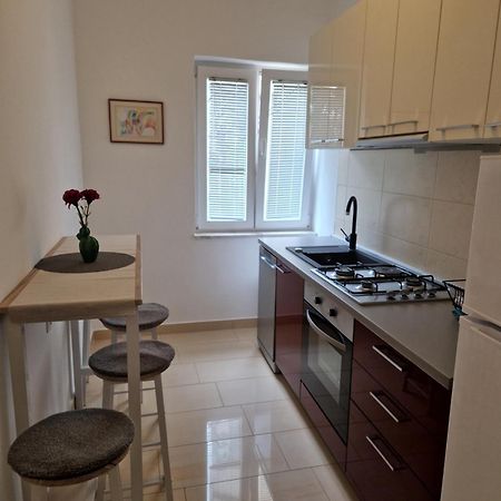 Apartments Jadranka Novalja Eksteriør billede
