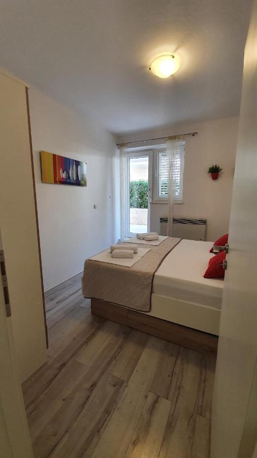 Apartments Jadranka Novalja Eksteriør billede