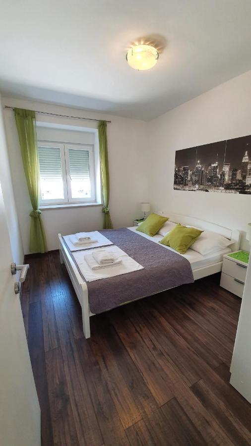 Apartments Jadranka Novalja Eksteriør billede