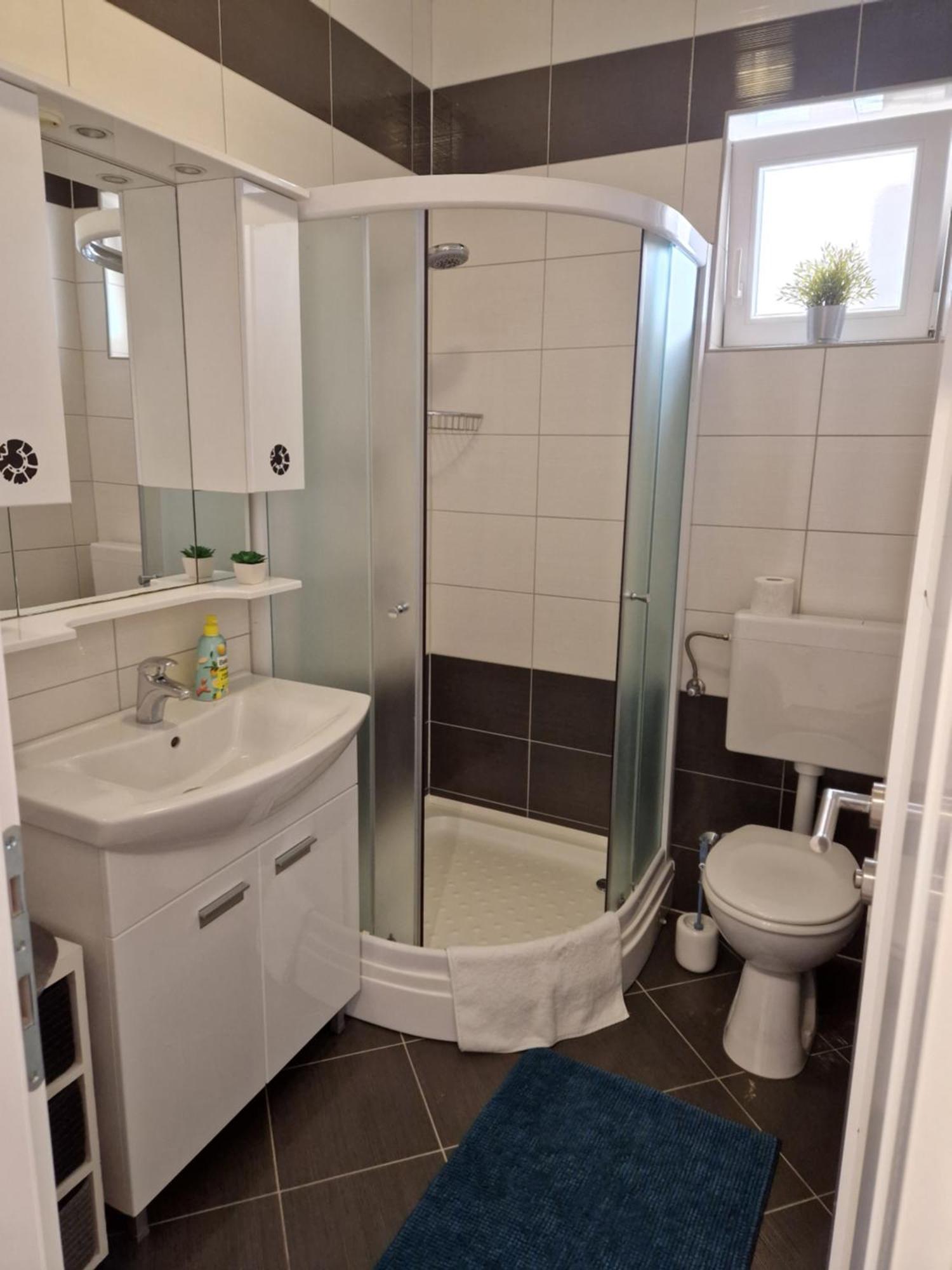 Apartments Jadranka Novalja Eksteriør billede